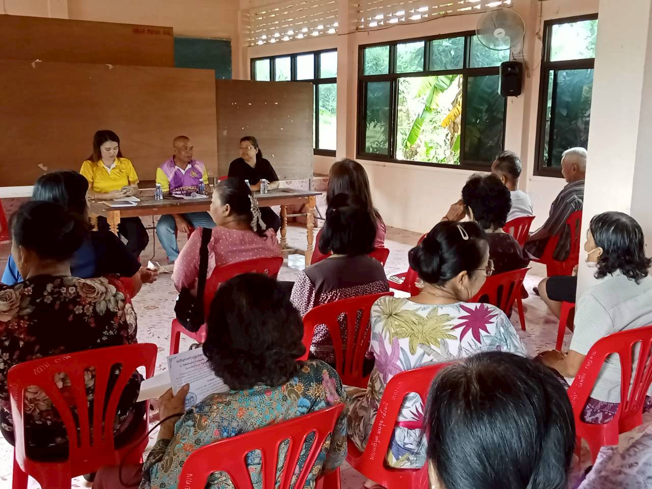 ข่าวประชาสัมพันธ์ ฉบับที่ 20 พช.พาน ลงพื้นที่ทบทวนคณะกรรมการพัฒนาสตรีหมู่บ้านสันไม้ฮาม ต.แม่เย็น ควบคู่บูรณาการส่งเสริมหมู่บ้านเศรษฐกิจพอเพียง