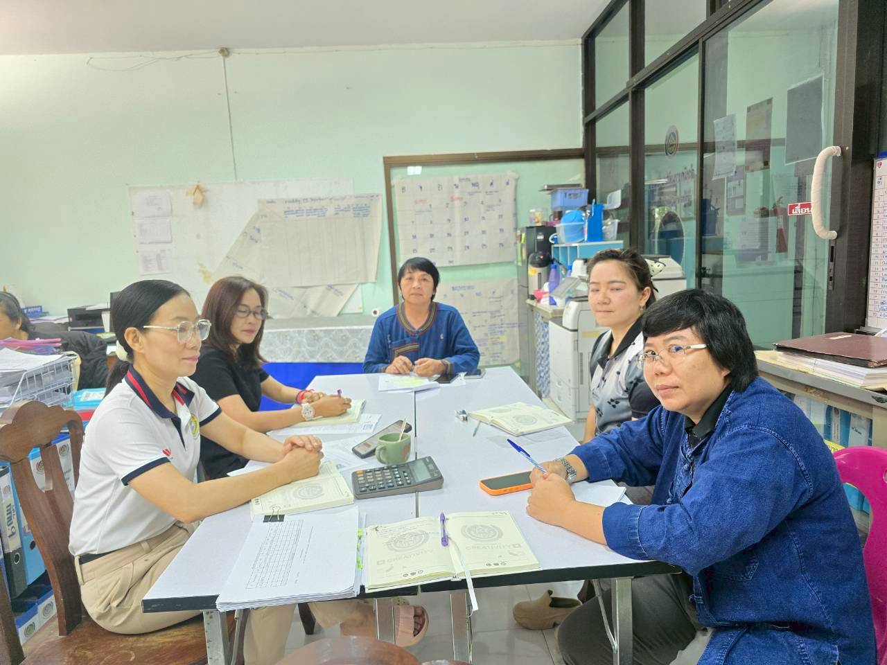 ข่าวประชาสัมพันธ์ ฉบับที่ 4/06 2569 พช.พาน ประชุมทีมงานเจ้าหน้าที่สำนักงานพัฒนาชุมชนอำเภอพาน ประจำเดือนมิถุนายน 2569 ขับเคลื่อนงานไตรมาส 3 สู่เป้าหมาย
